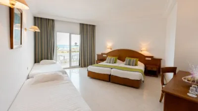 Yadis Hammamet