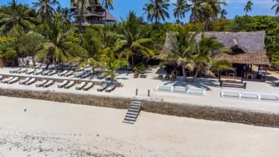 Kibanda Lodge & Beach Club