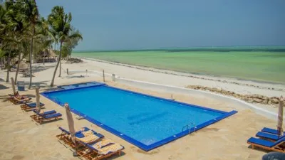Royal Mandarin Hotel & Resort ***** (ex Coral Reef Beach)
