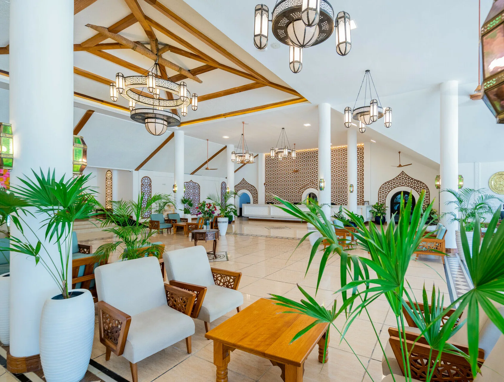 Pridelnn Flamingo Beach Resort & Spa