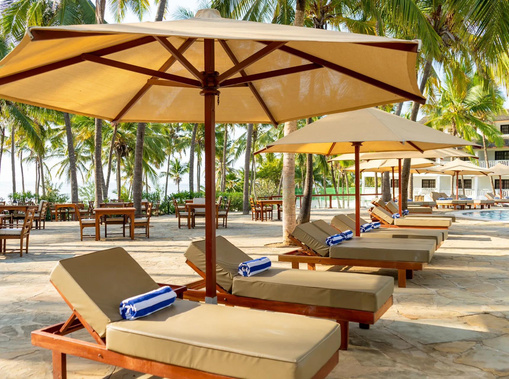 Pridelnn Flamingo Beach Resort & Spa