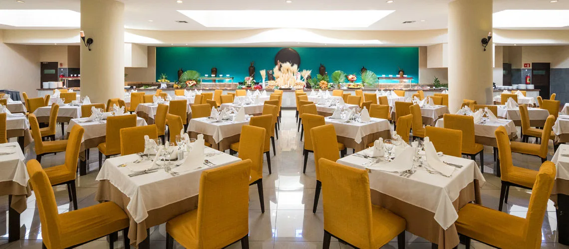 BlueBay Grand Esmeralda
