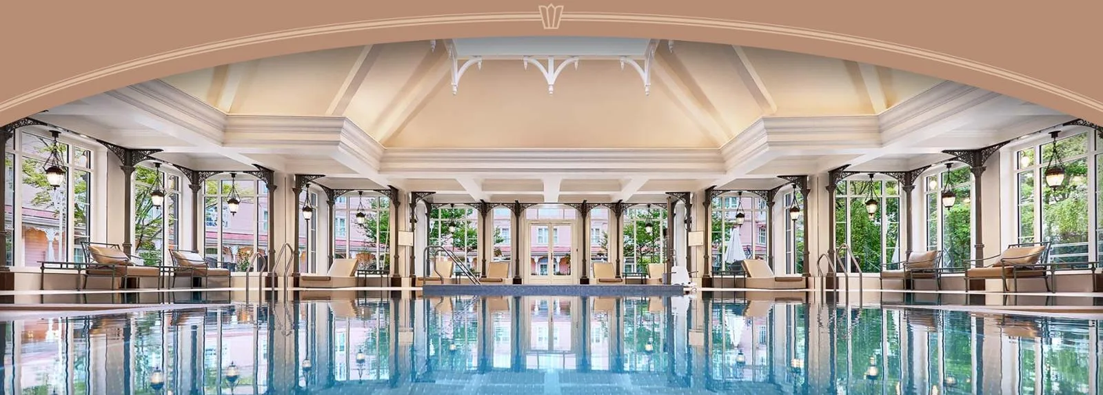 Disneyland Hotel