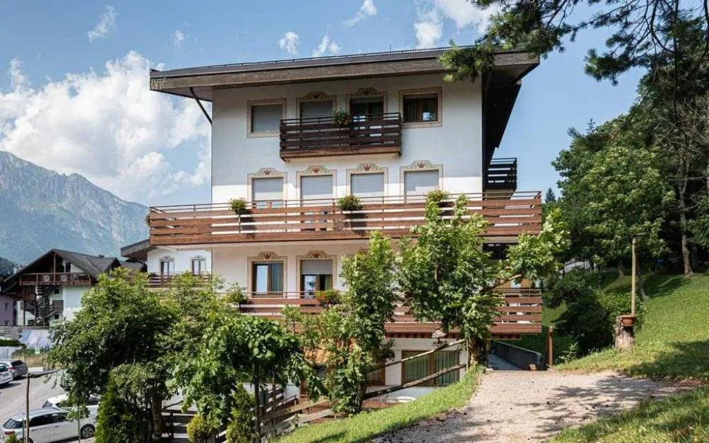 Esterno
