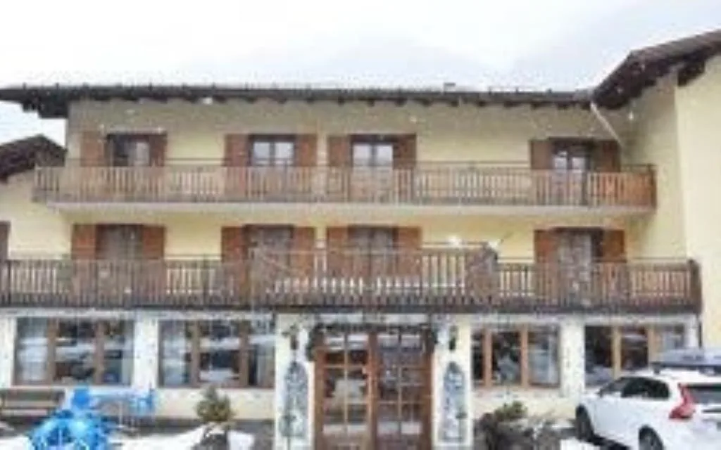 Esterno